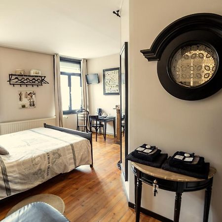 Aux Petits Bonheurs Hotel La Gorgue Luaran gambar