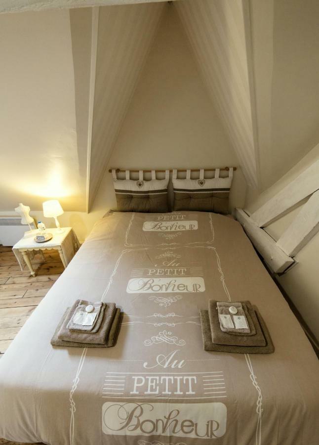 Aux Petits Bonheurs Hotel La Gorgue Luaran gambar